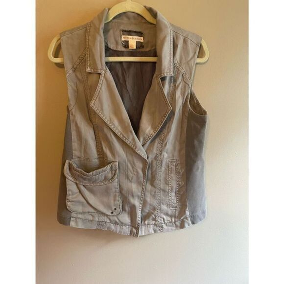 Peyton Jenson Gray Vest (SZ L) - Picture 1 of 3